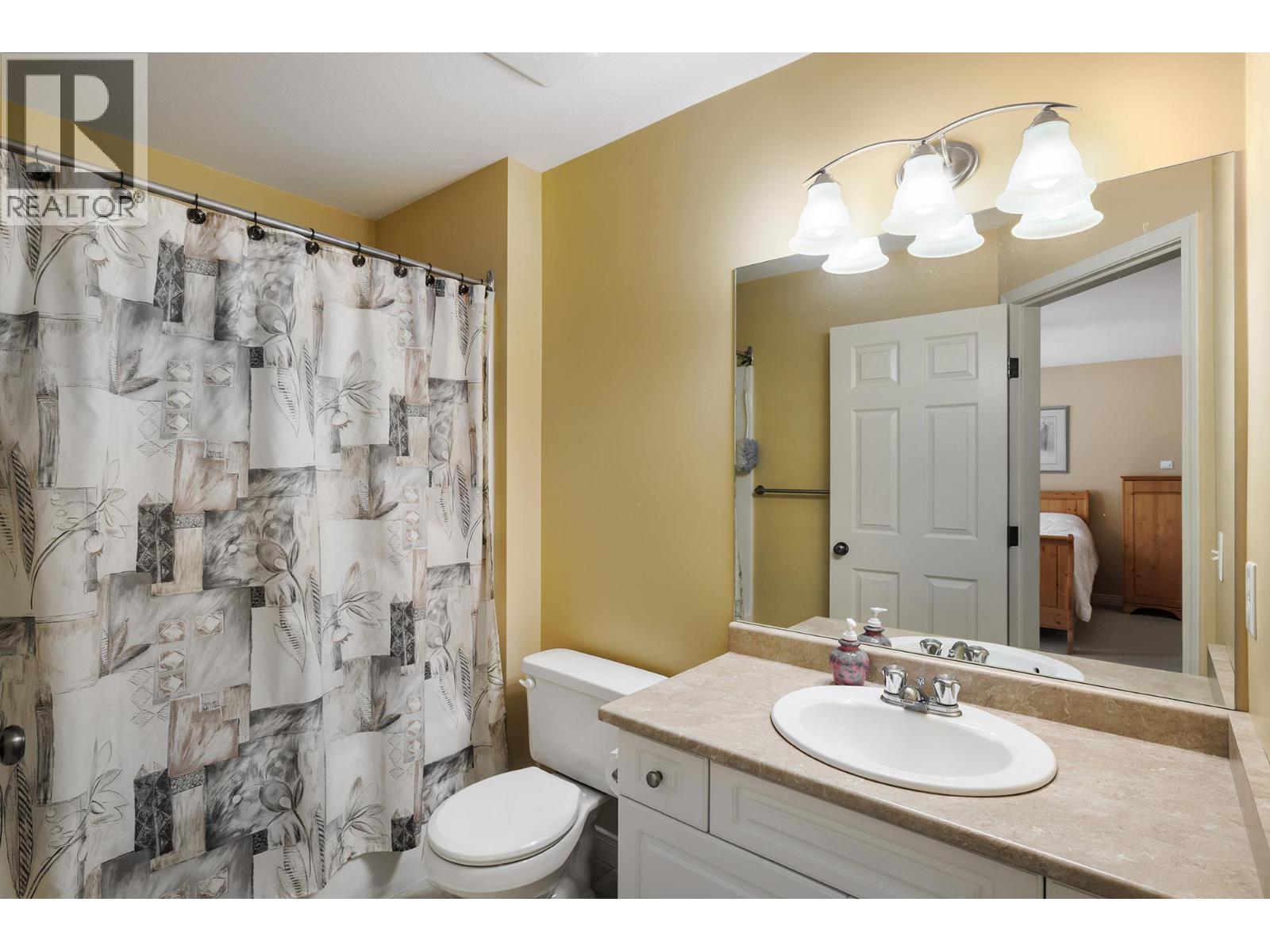 13 11392 Lodge Road, Lake Country