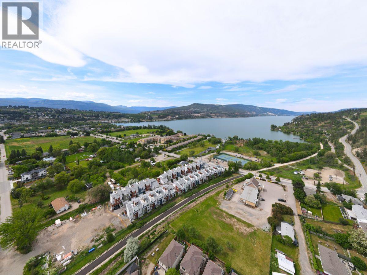 13 11392 Lodge Road, Lake Country