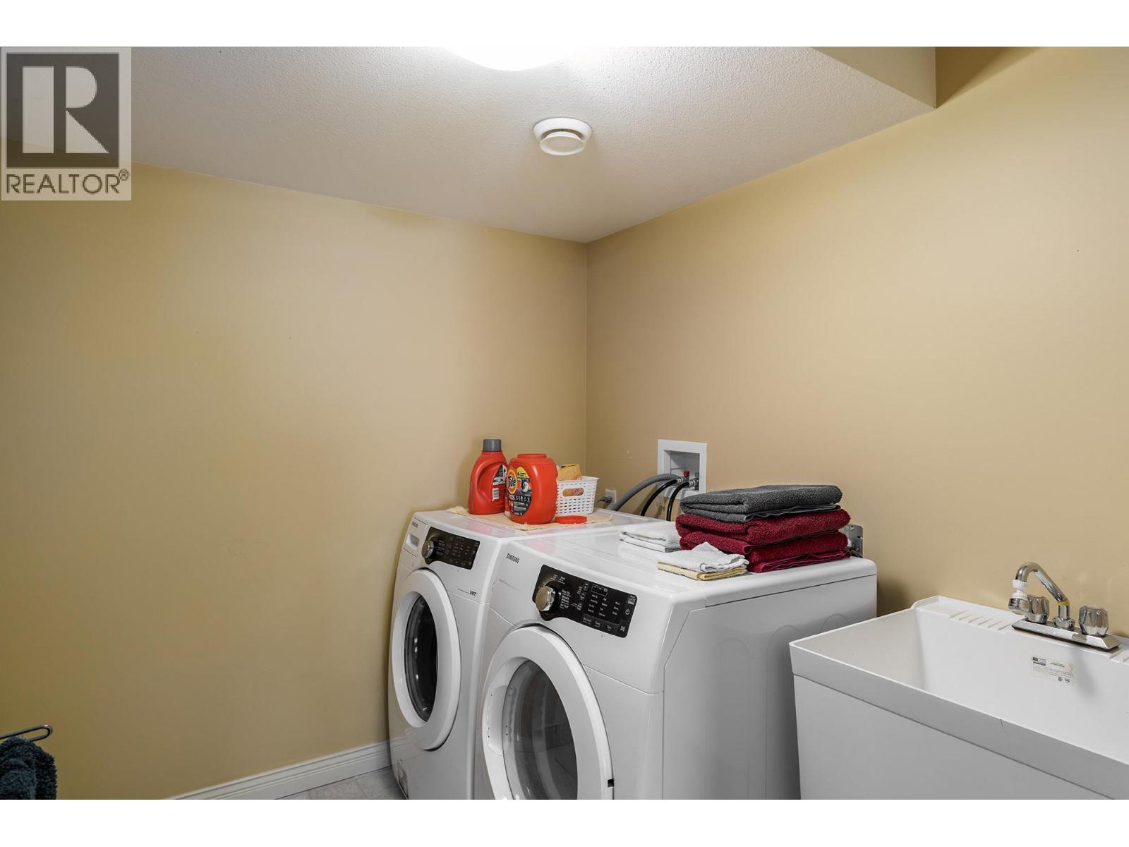 13 11392 Lodge Road, Lake Country