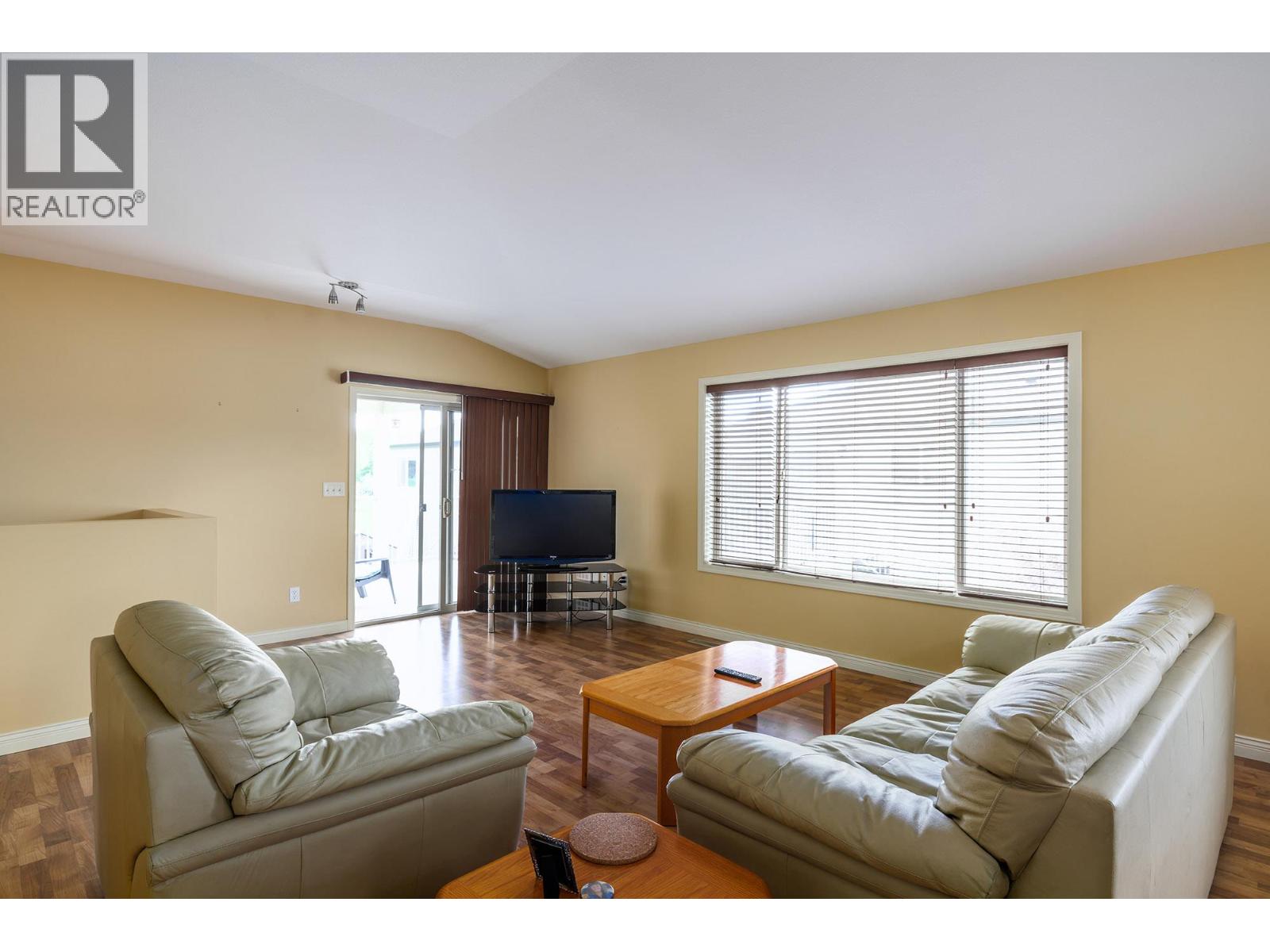 13 11392 Lodge Road, Lake Country