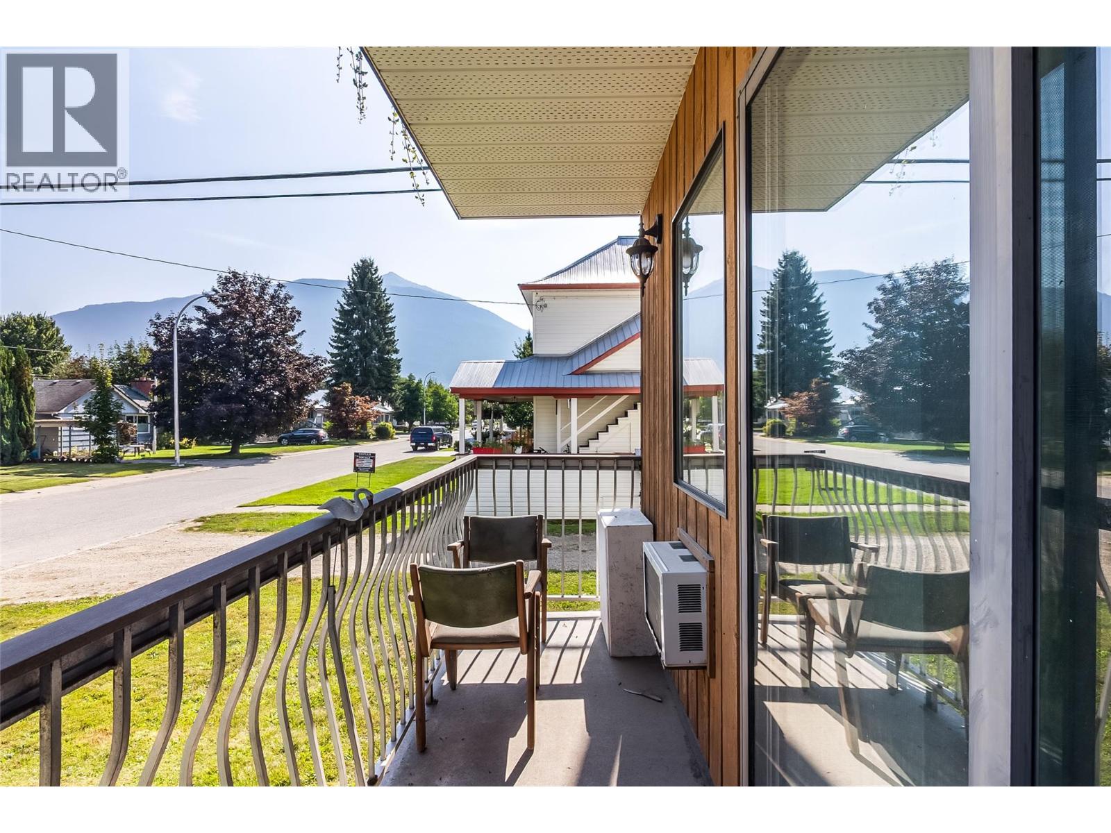 800 Mackenzie Avenue Unit# 101, Revelstoke