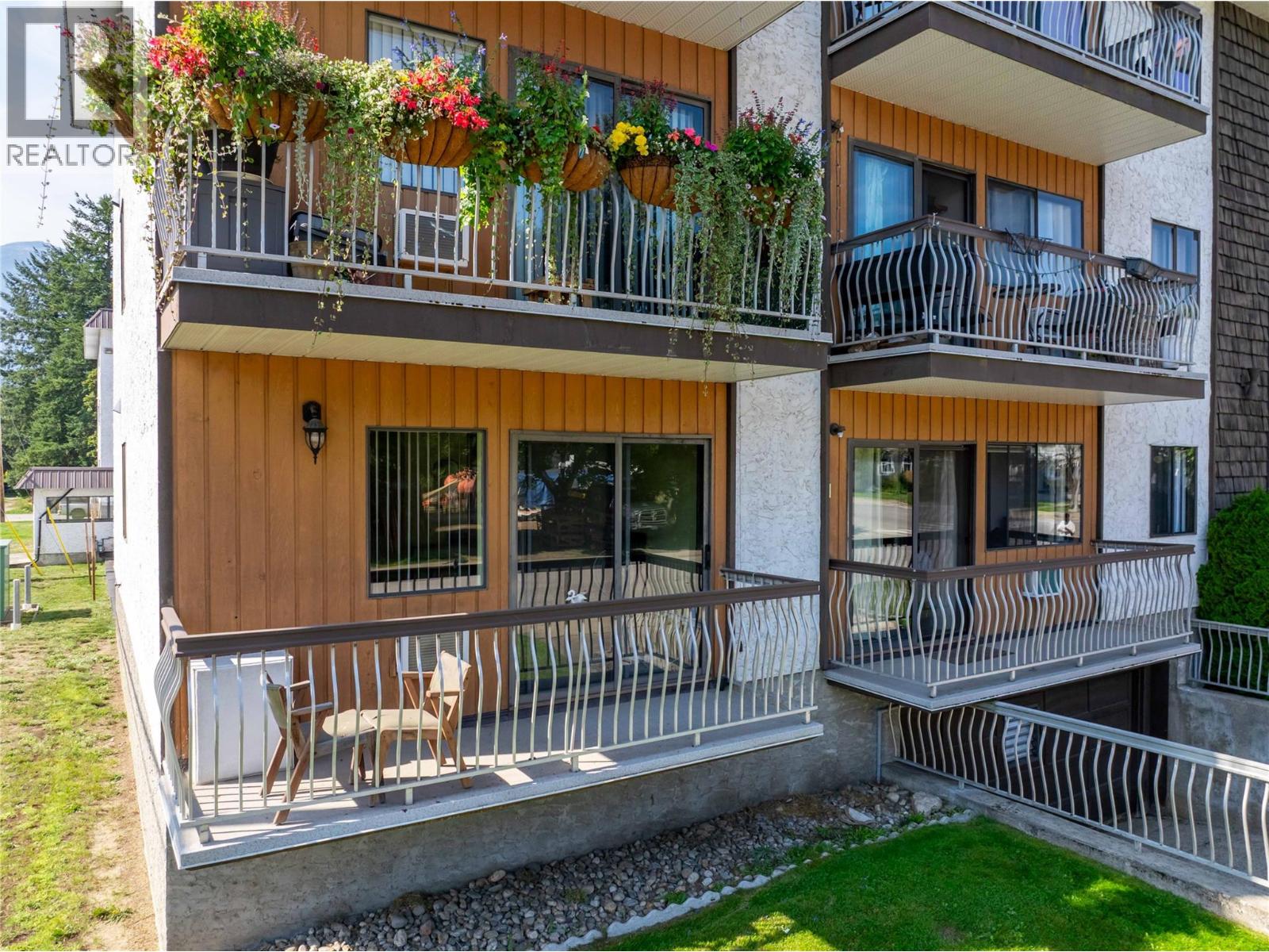 800 Mackenzie Avenue Unit# 101, Revelstoke