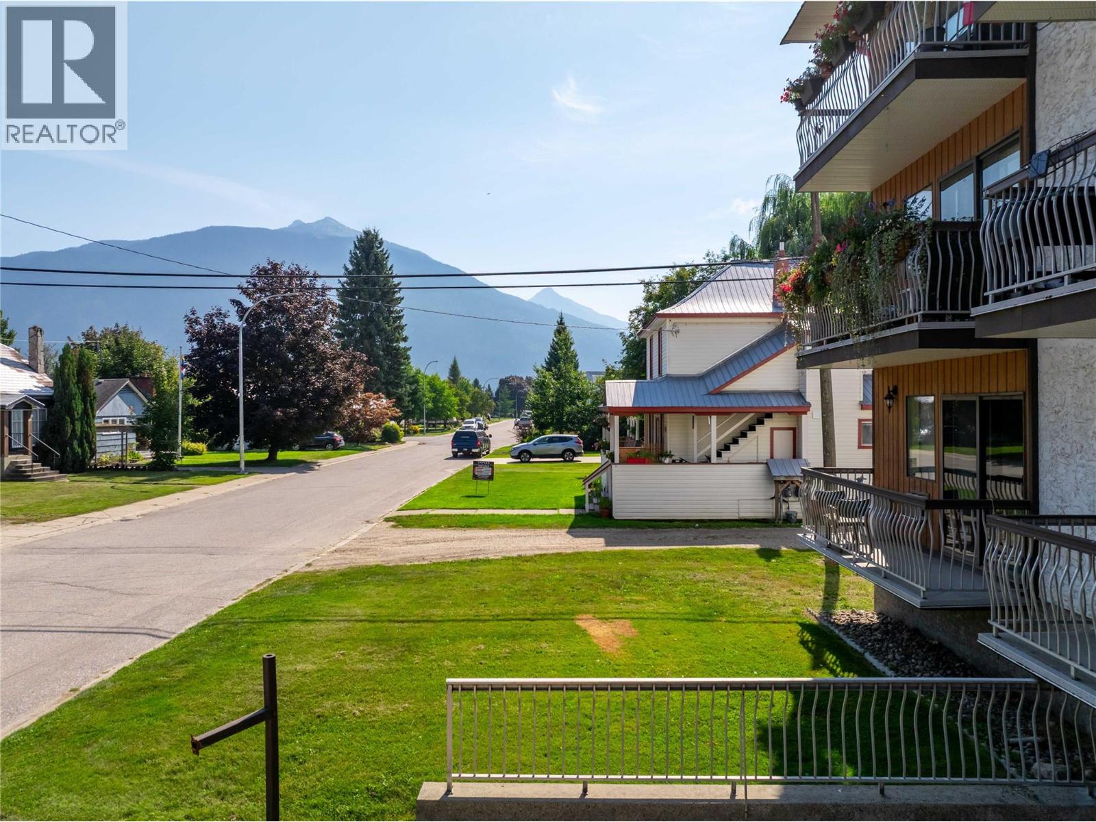 800 Mackenzie Avenue Unit# 101, Revelstoke