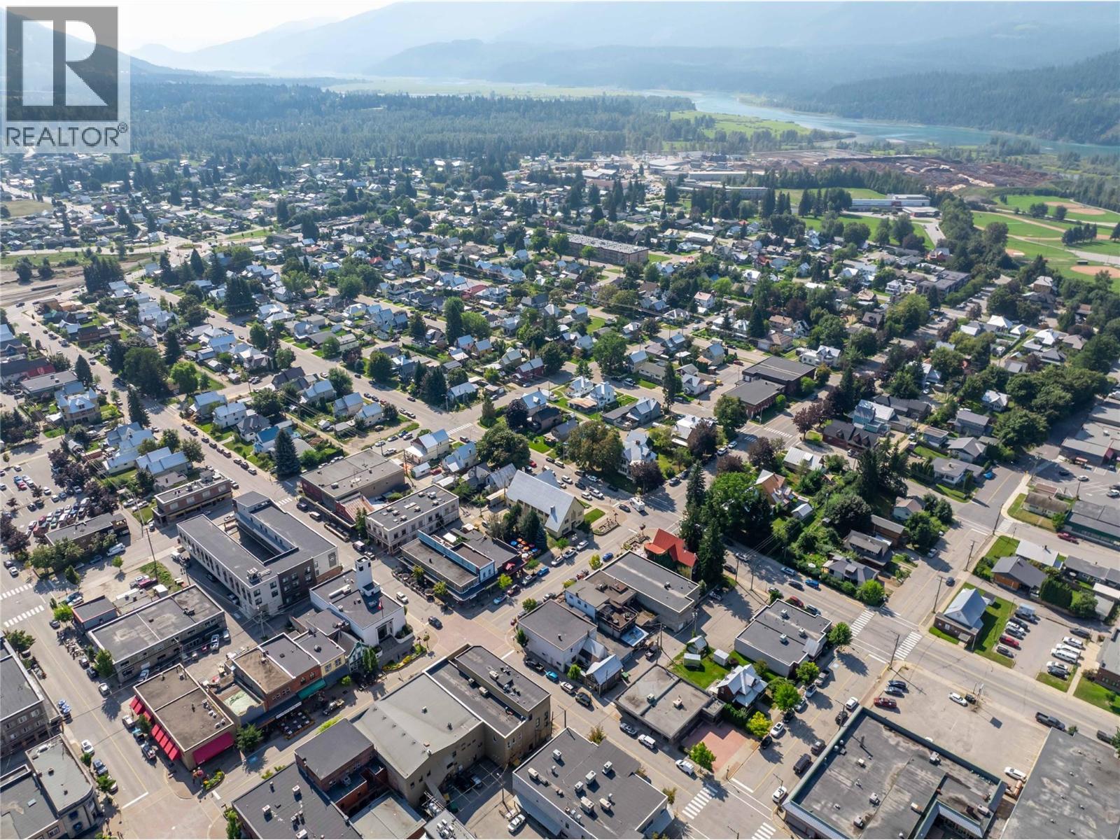 800 Mackenzie Avenue Unit# 101, Revelstoke