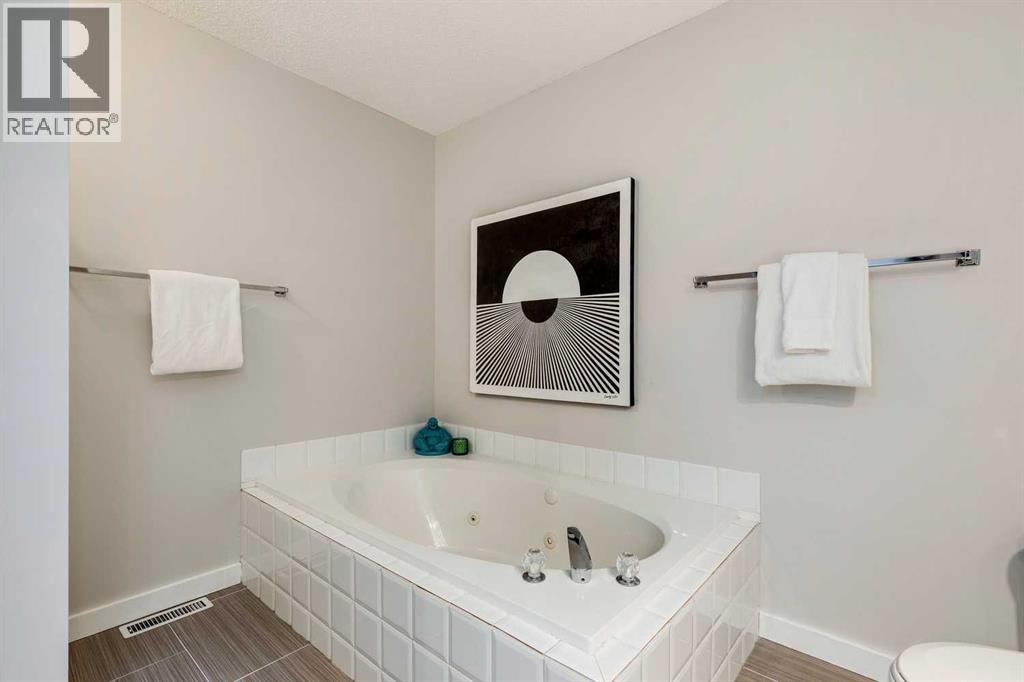 Photo 24 of 2 1914 25 Street Sw, Calgary AB