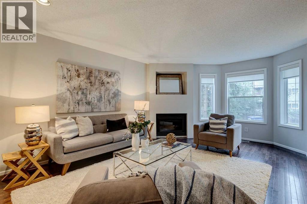 Photo 6 of 2 1914 25 Street Sw, Calgary AB