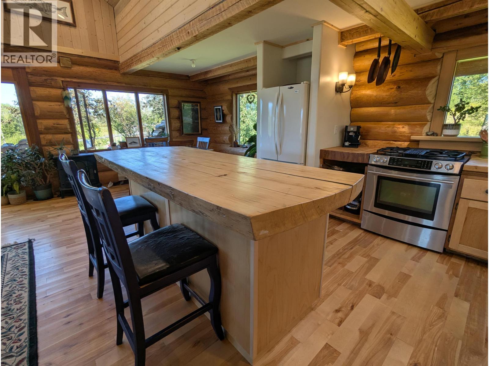 69 MULDOON ROAD, Hazelton