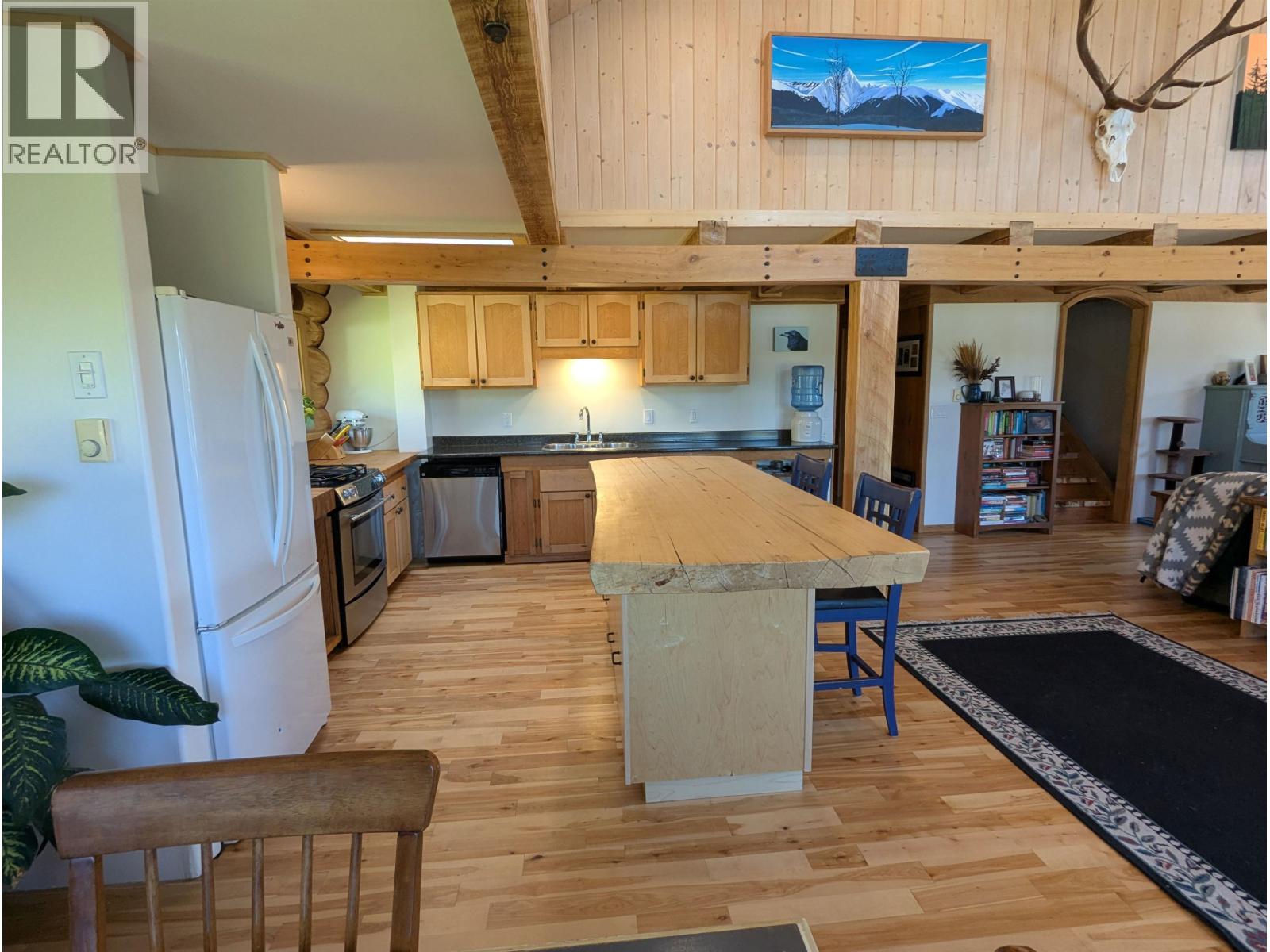 69 MULDOON ROAD, Hazelton