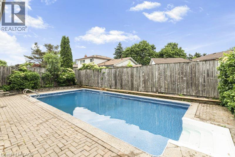 Photo 38 of 105 Lavina Crescent, Hamilton ON