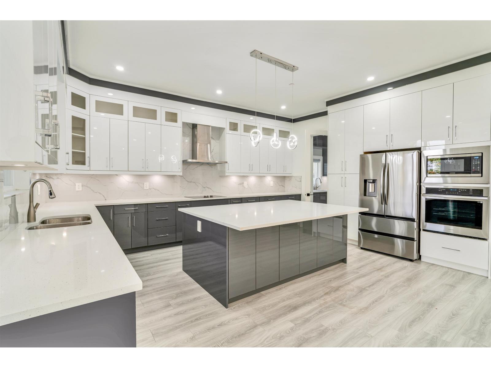 Photo 14 of 4 5988 Lindeman Street Promontory, Chilliwack BC