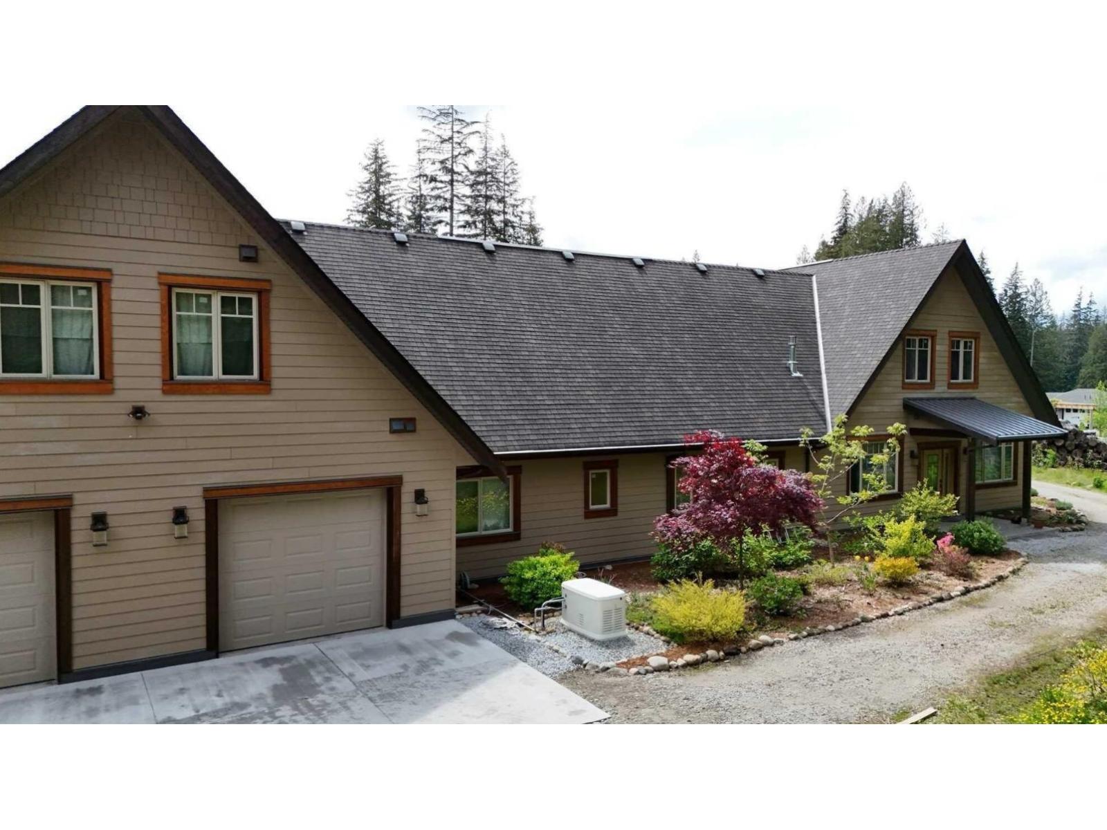 12702 CATHY CRESCENT, Mission