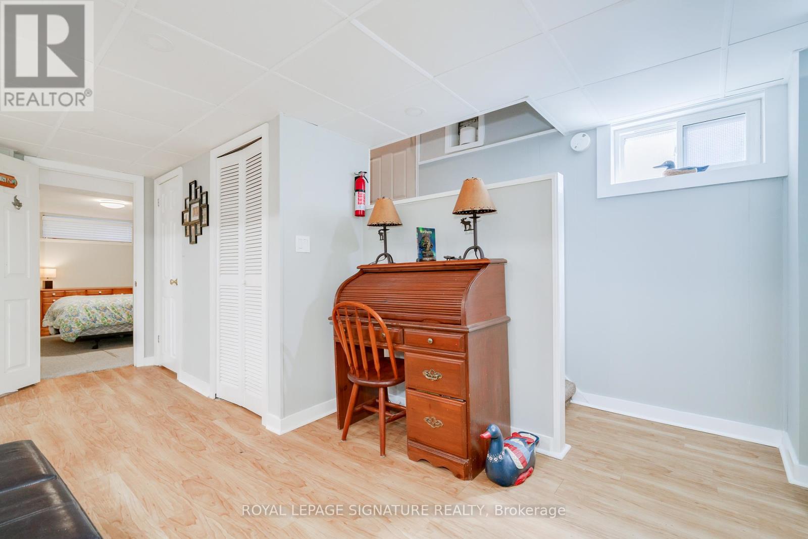 Photo 24 of 22 Bardwell Crescent, Toronto ON