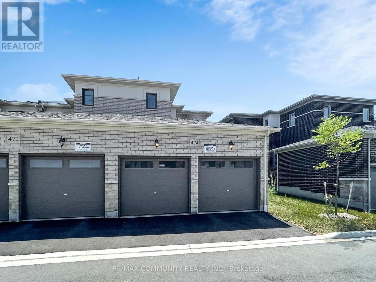 Photo 48 of 474 Twin Streams Road, Whitby ON