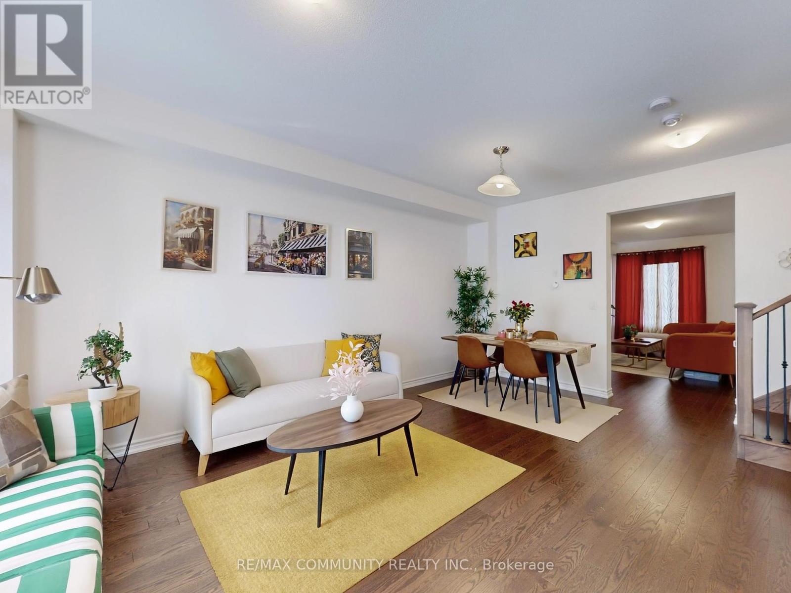 Photo 7 of 474 Twin Streams Road, Whitby ON