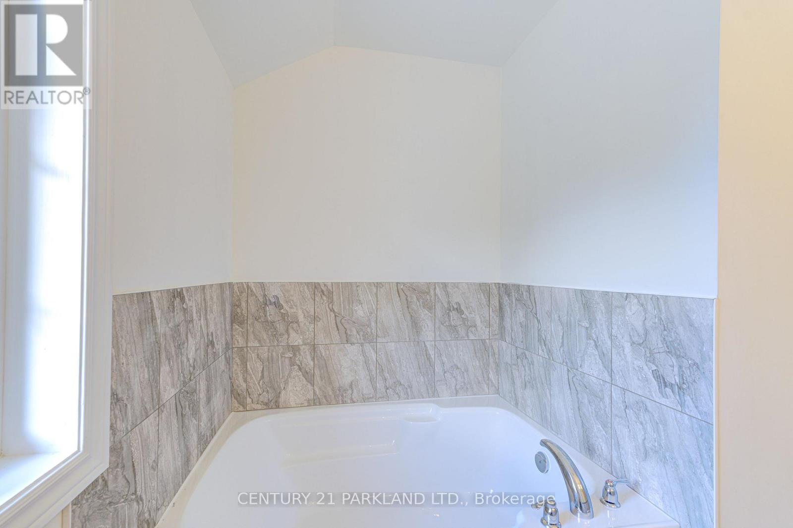 Photo 16 of Potl 4 1741 Fairport Road, Pickering ON
