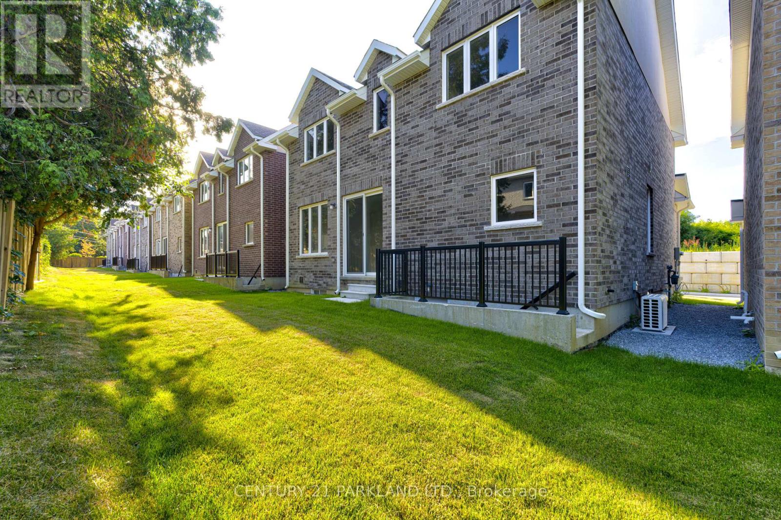Photo 3 of Potl 4 1741 Fairport Road, Pickering ON