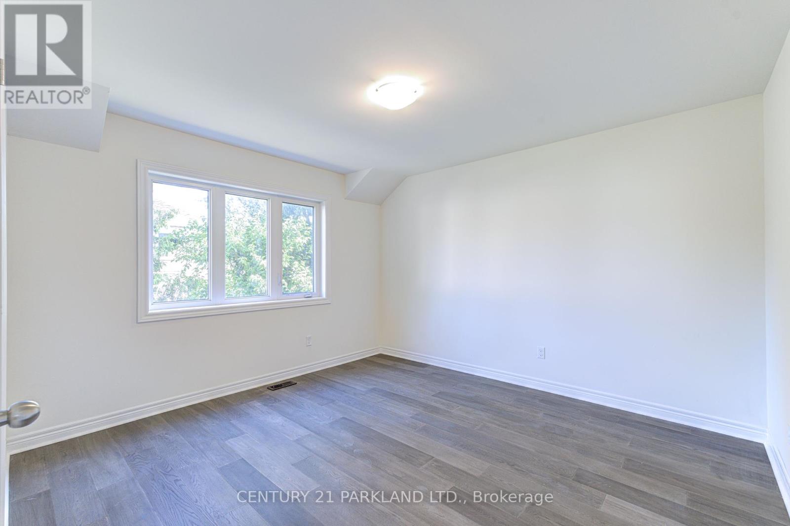 Photo 8 of Potl 4 1741 Fairport Road, Pickering ON