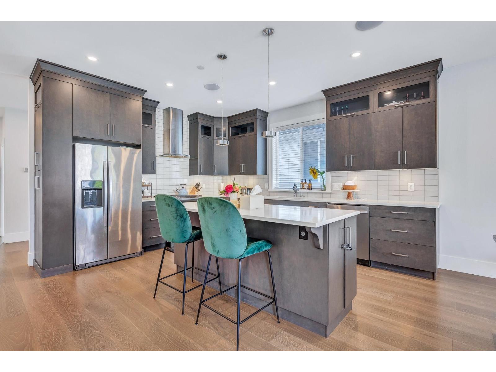 Photo 6 of 34645 3rd Avenue, Abbotsford BC