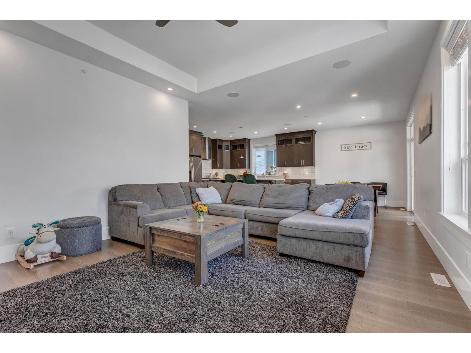 Photo 19 of 34645 3rd Avenue, Abbotsford BC