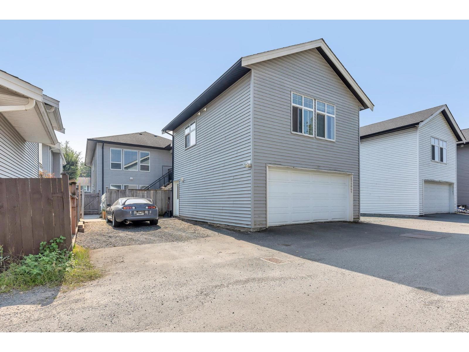 Photo 36 of 34645 3rd Avenue, Abbotsford BC