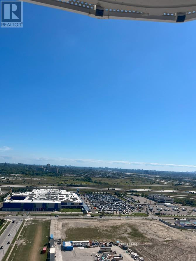Photo 29 of 2912 28 Interchange Way, Vaughan ON