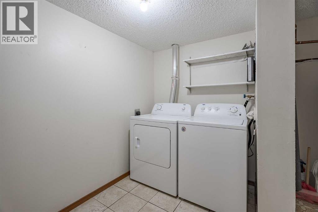 Photo 15 of 1310 3500 Varsity Drive Nw, Calgary AB