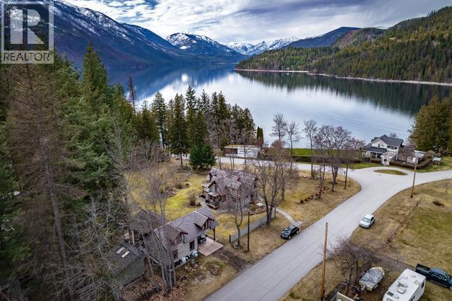  305 Bellevue Street, New Denver