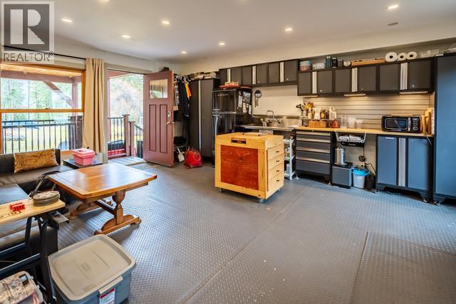  305 Bellevue Street, New Denver