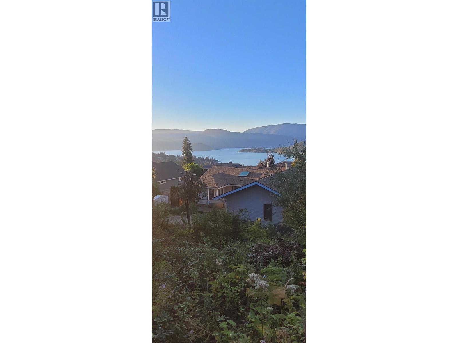 2624 Grandview Place, Blind Bay