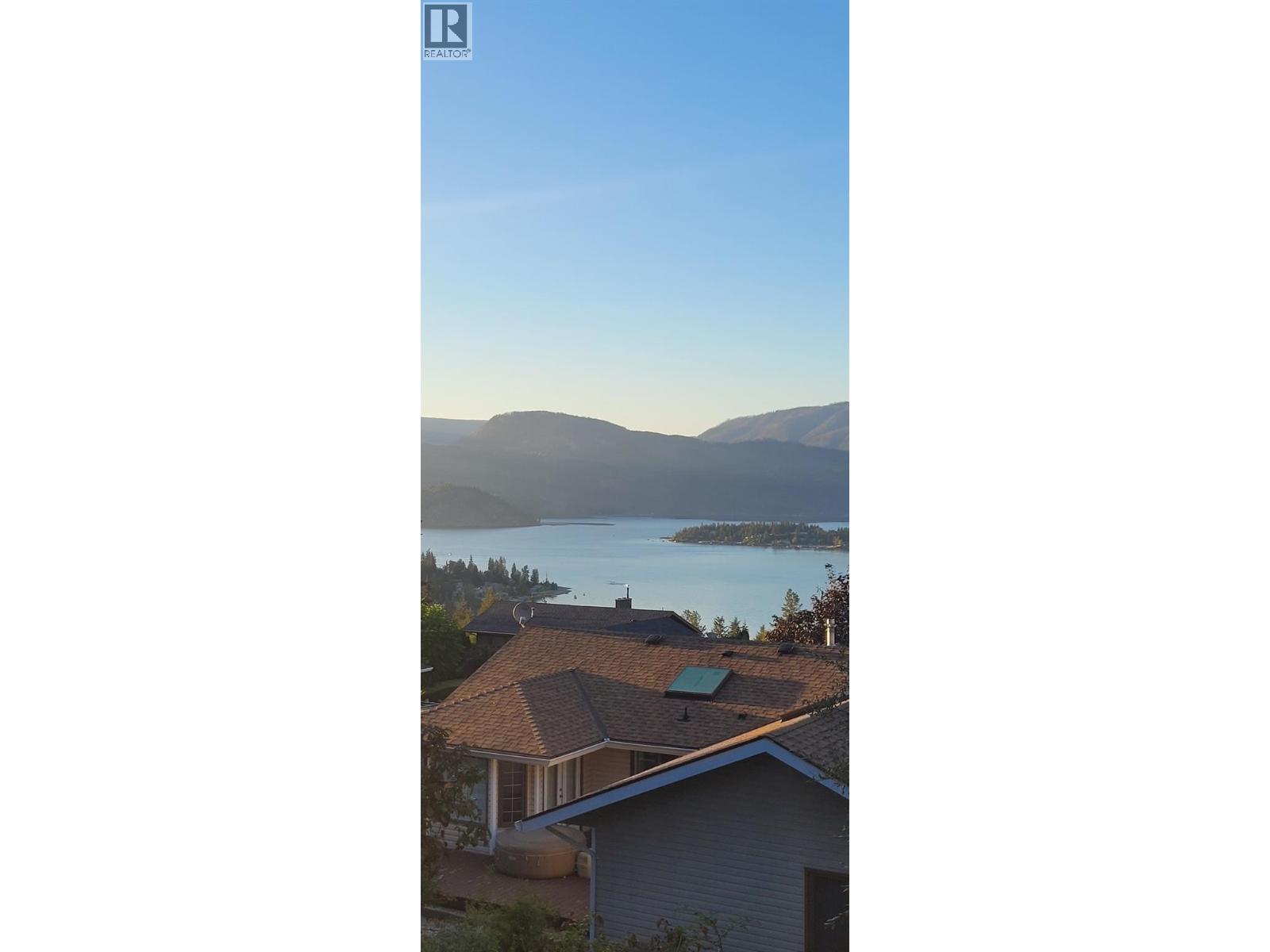 2624 Grandview Place, Blind Bay