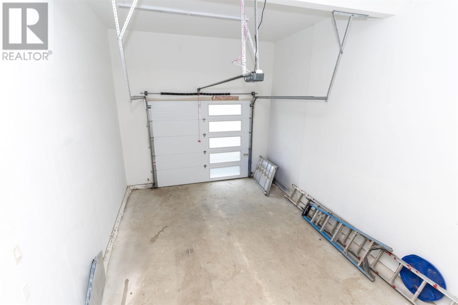 Photo 42 of 433 Muskrat Dr, Thunder Bay ON