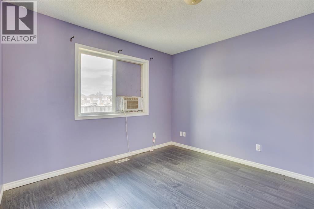 Photo 13 of 43 101 Paish Place, Fort Mcmurray AB