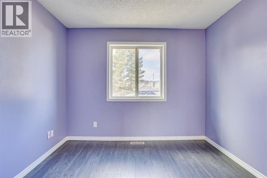 Photo 16 of 43 101 Paish Place, Fort Mcmurray AB