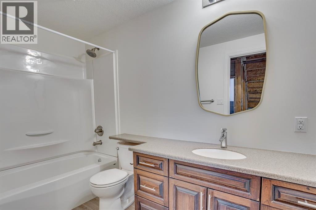 Photo 19 of 43 101 Paish Place, Fort Mcmurray AB