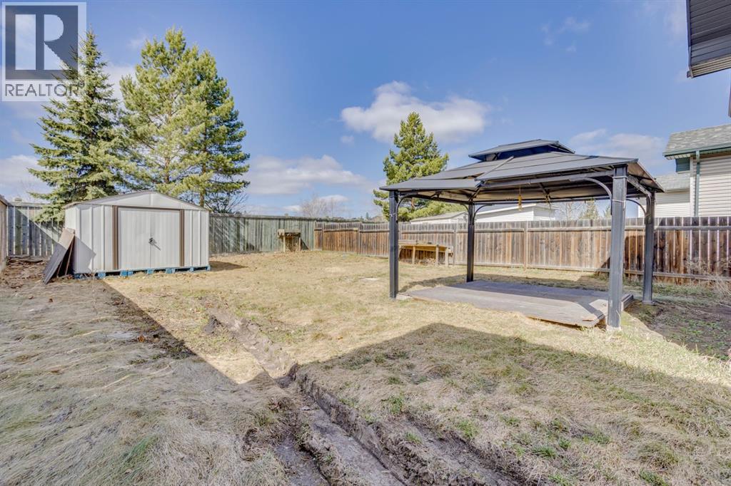 Photo 20 of 43 101 Paish Place, Fort Mcmurray AB