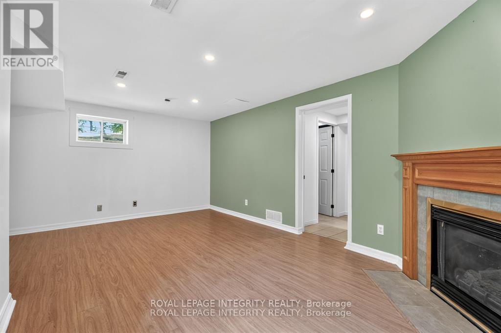 Photo 30 of 3700 Rivergate Way, Ottawa ON