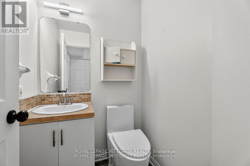 Photo 6 of 3700 Rivergate Way, Ottawa ON