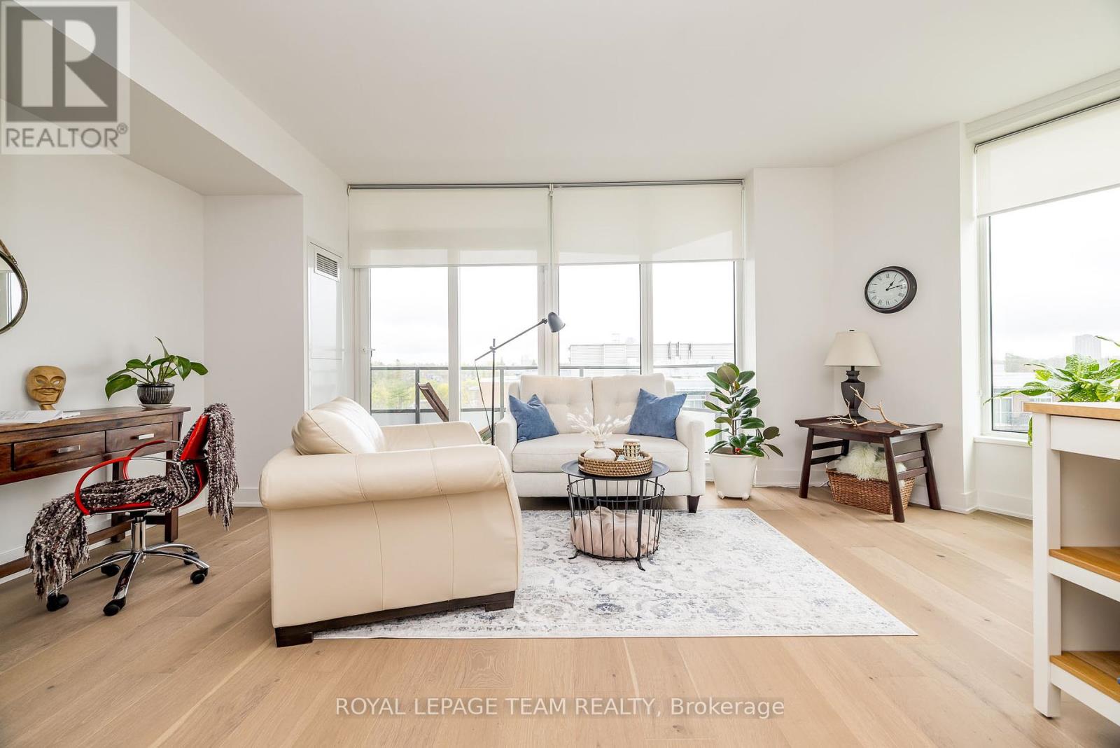 Photo 11 of 709 485 Richmond Road N, Ottawa ON