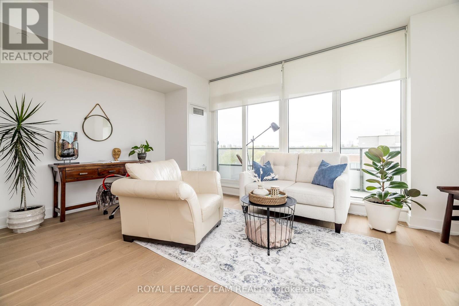 Photo 12 of 709 485 Richmond Road N, Ottawa ON