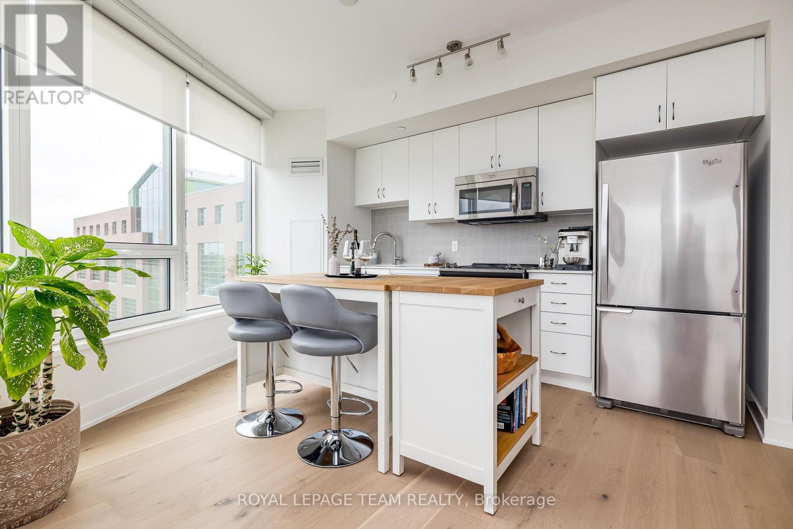 Photo 18 of 709 485 Richmond Road N, Ottawa ON
