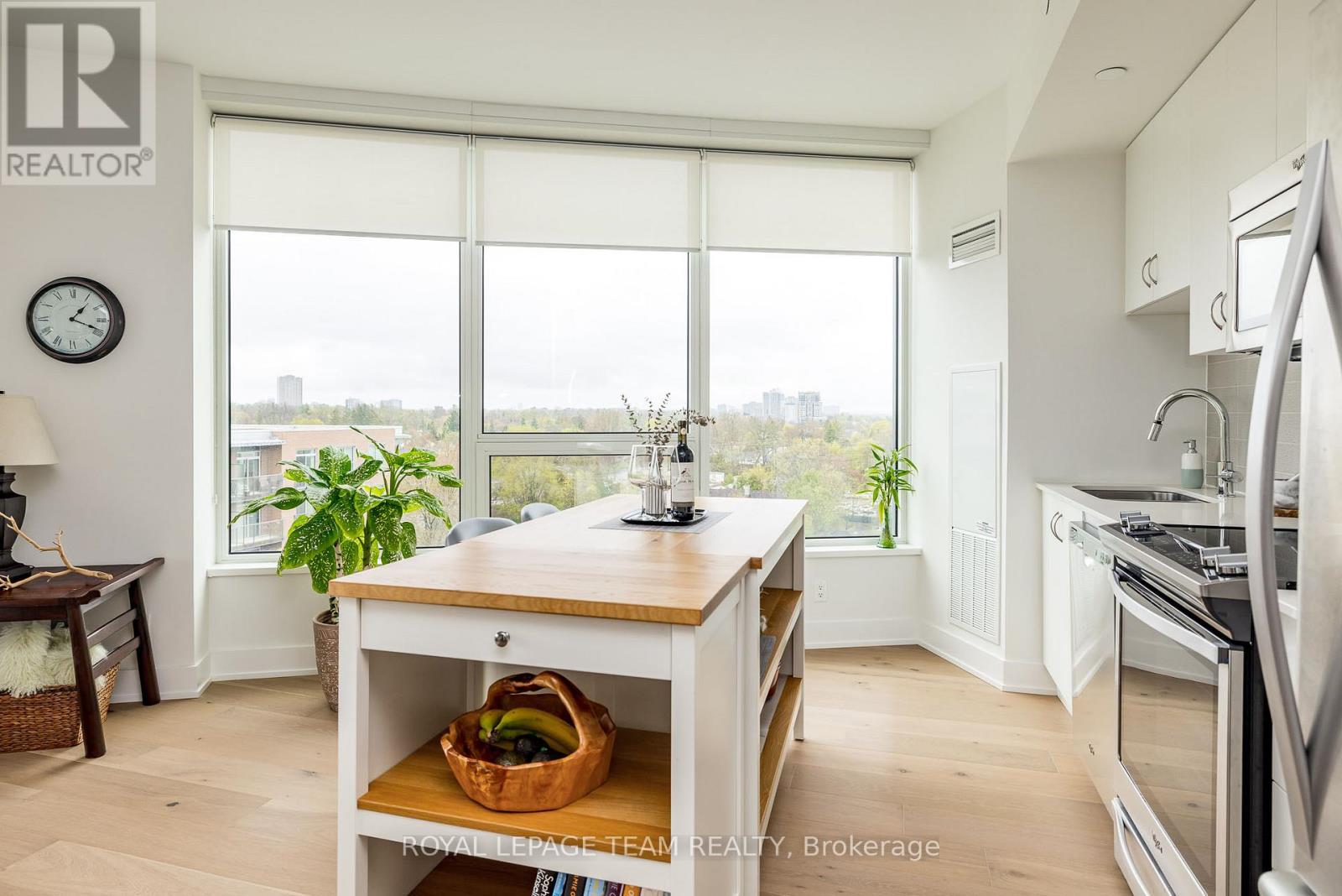 Photo 22 of 709 485 Richmond Road N, Ottawa ON