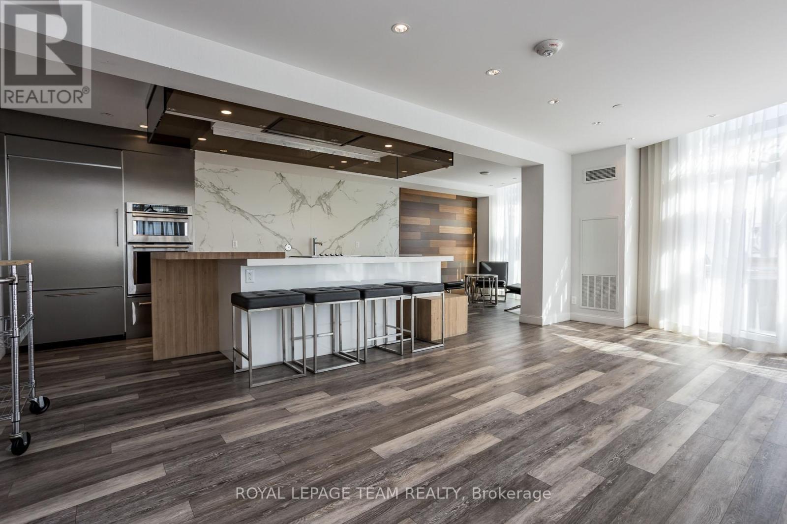 Photo 41 of 709 485 Richmond Road N, Ottawa ON