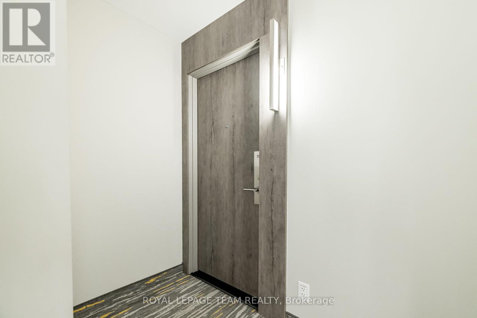 Photo 6 of 709 485 Richmond Road N, Ottawa ON