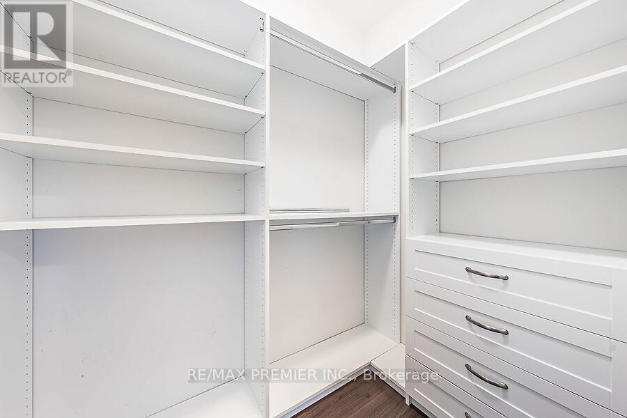 Photo 25 of 77 Sydney Circle, Vaughan ON