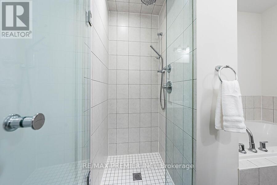 Photo 28 of 77 Sydney Circle, Vaughan ON