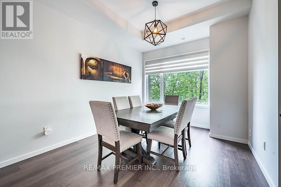 Photo 6 of 77 Sydney Circle, Vaughan ON