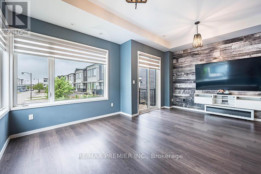 Photo 21 of 77 Sydney Circle, Vaughan ON