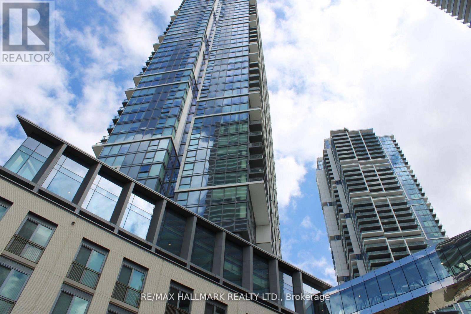 Photo 1 of 5008 1000 Portage Parkway, Vaughan ON