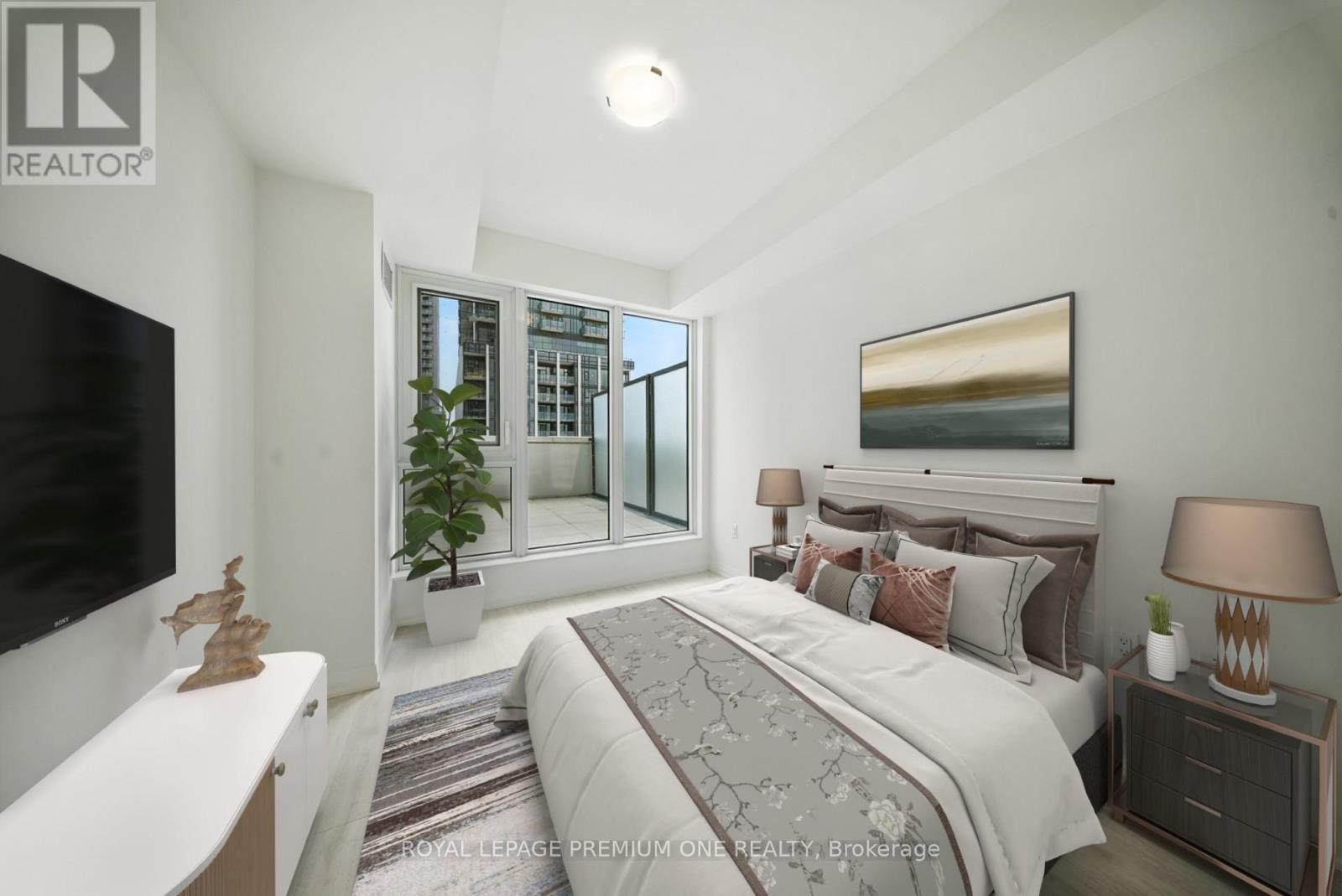 Photo 13 of 221 9000 Jane Street, Vaughan ON