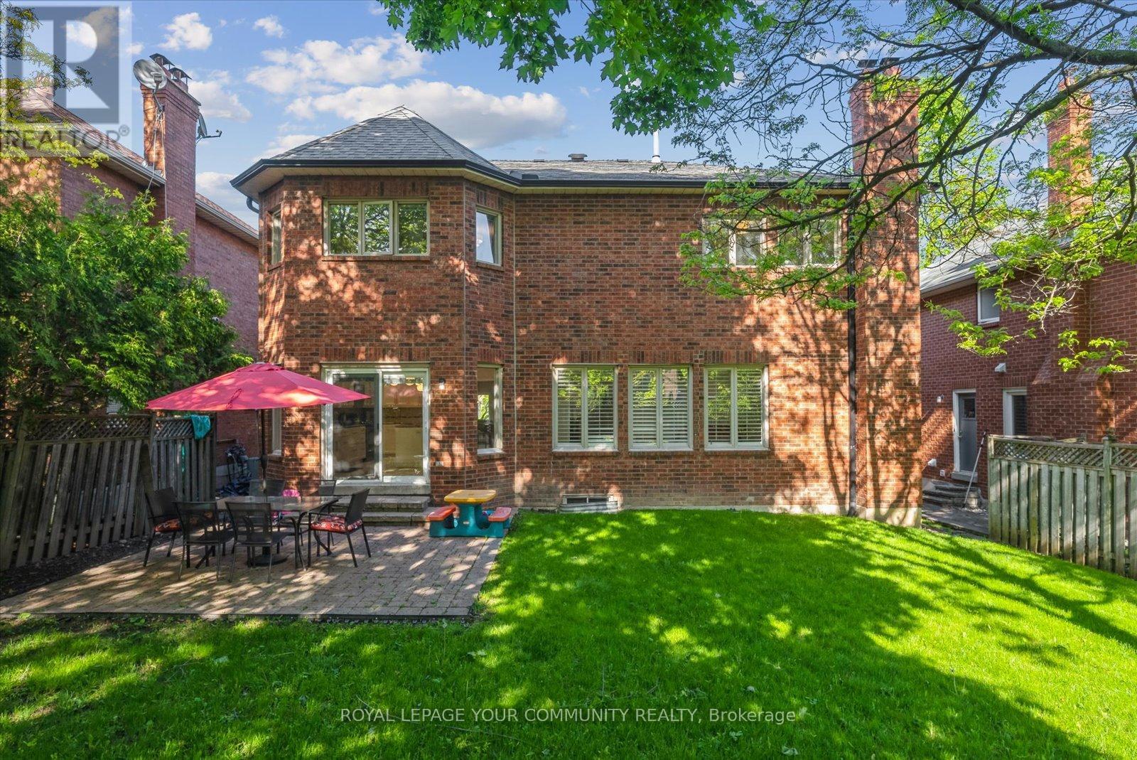Photo 38 of 136 Markwood Lane, Vaughan ON